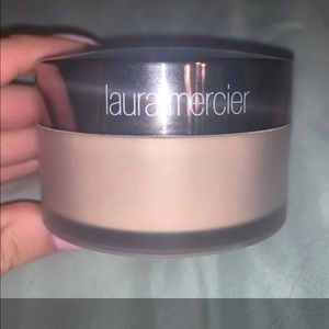 Laura Mercier Powder